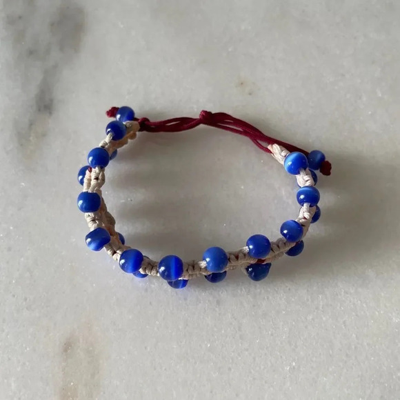Vintage blue bead friendship bracelet - Picture 2 of 3